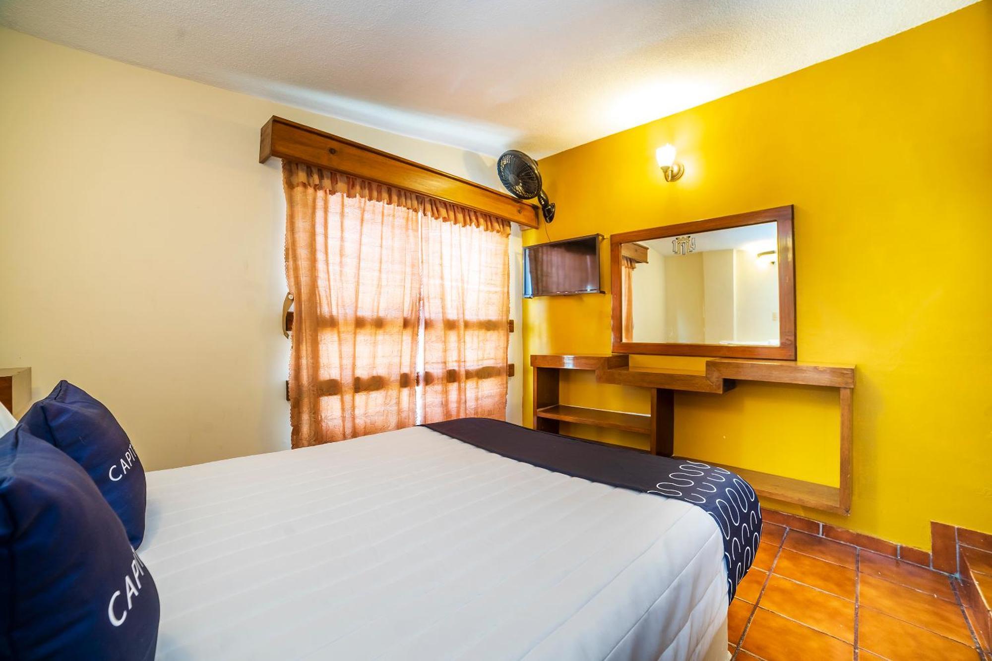 Hotel Casa Blanca Celaya  Bagian luar foto