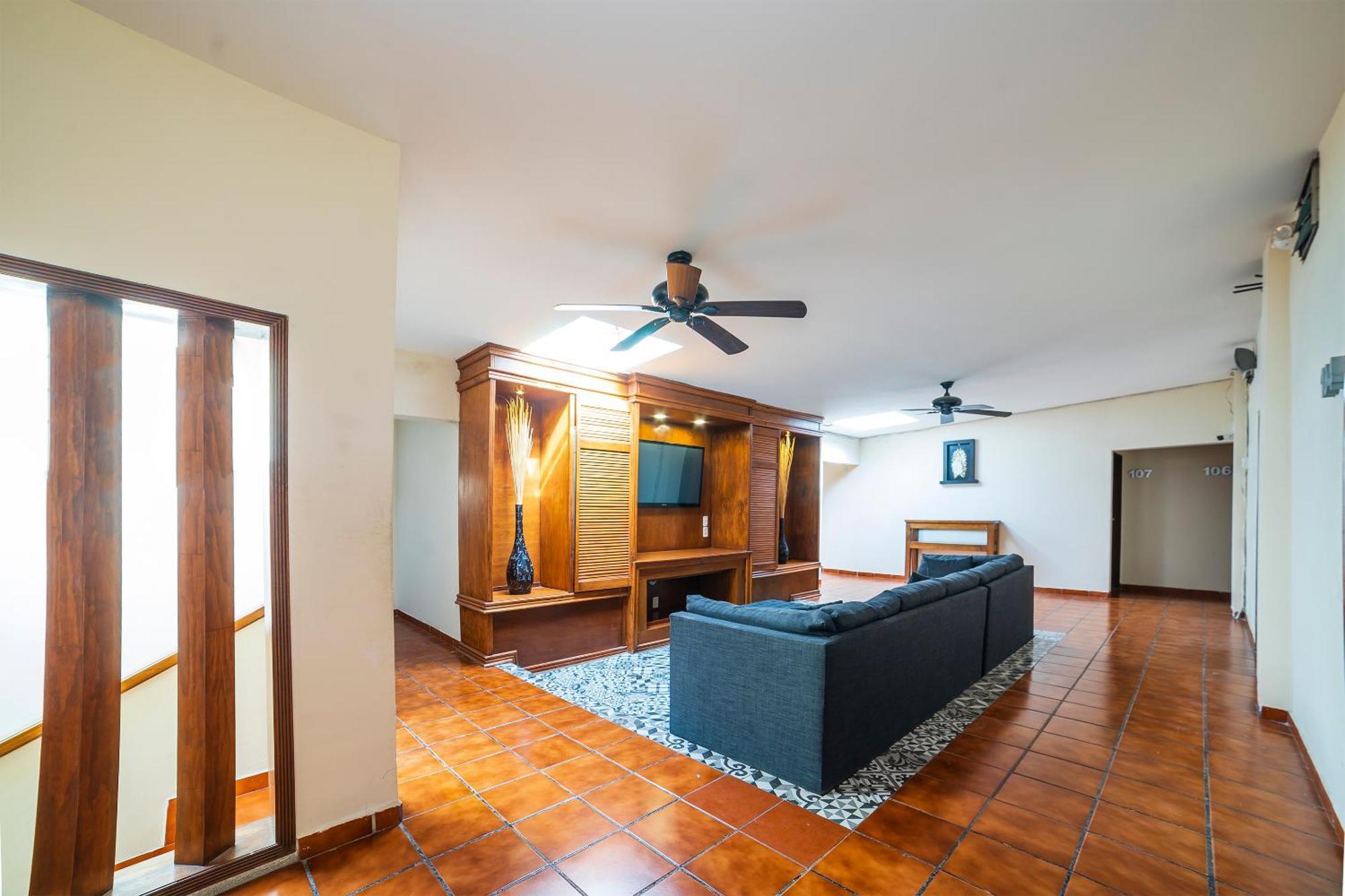 Hotel Casa Blanca Celaya  Bagian luar foto
